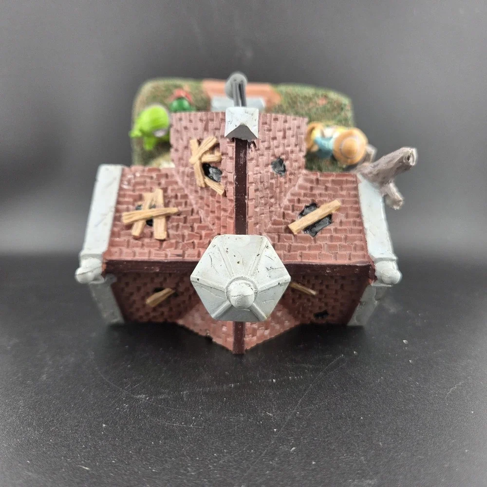 Lemax grave gardening